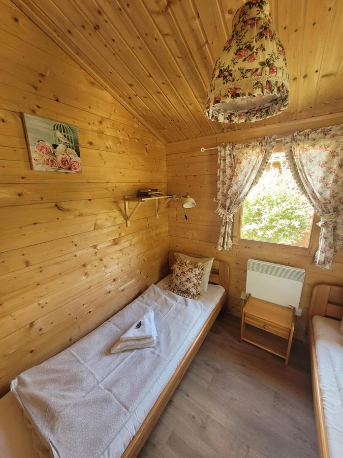 Camping Family Bronowice  Ngoại thất bức ảnh