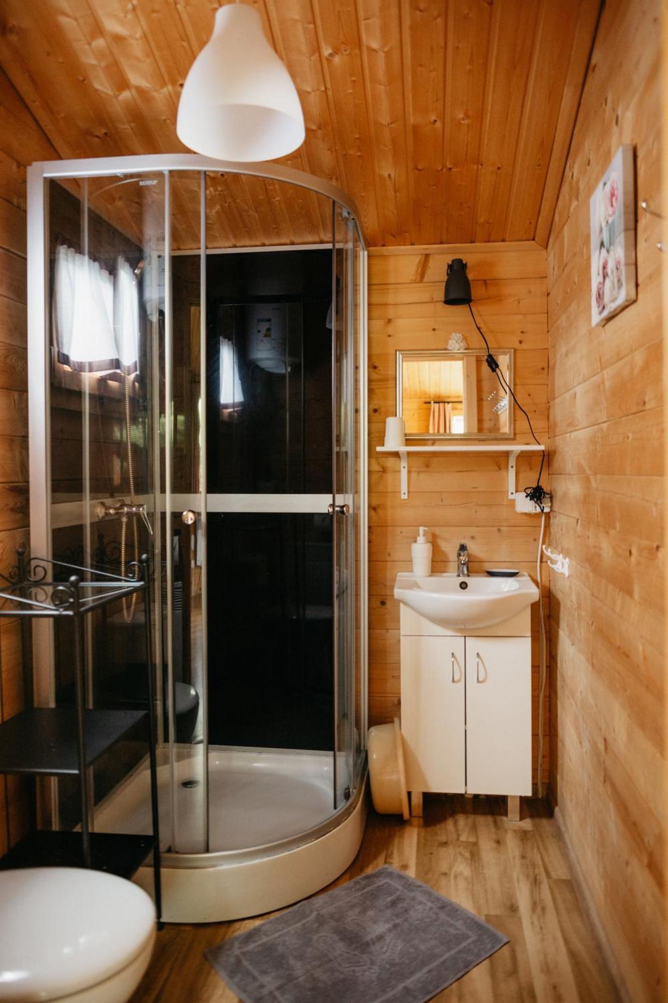 Camping Family Bronowice  Ngoại thất bức ảnh
