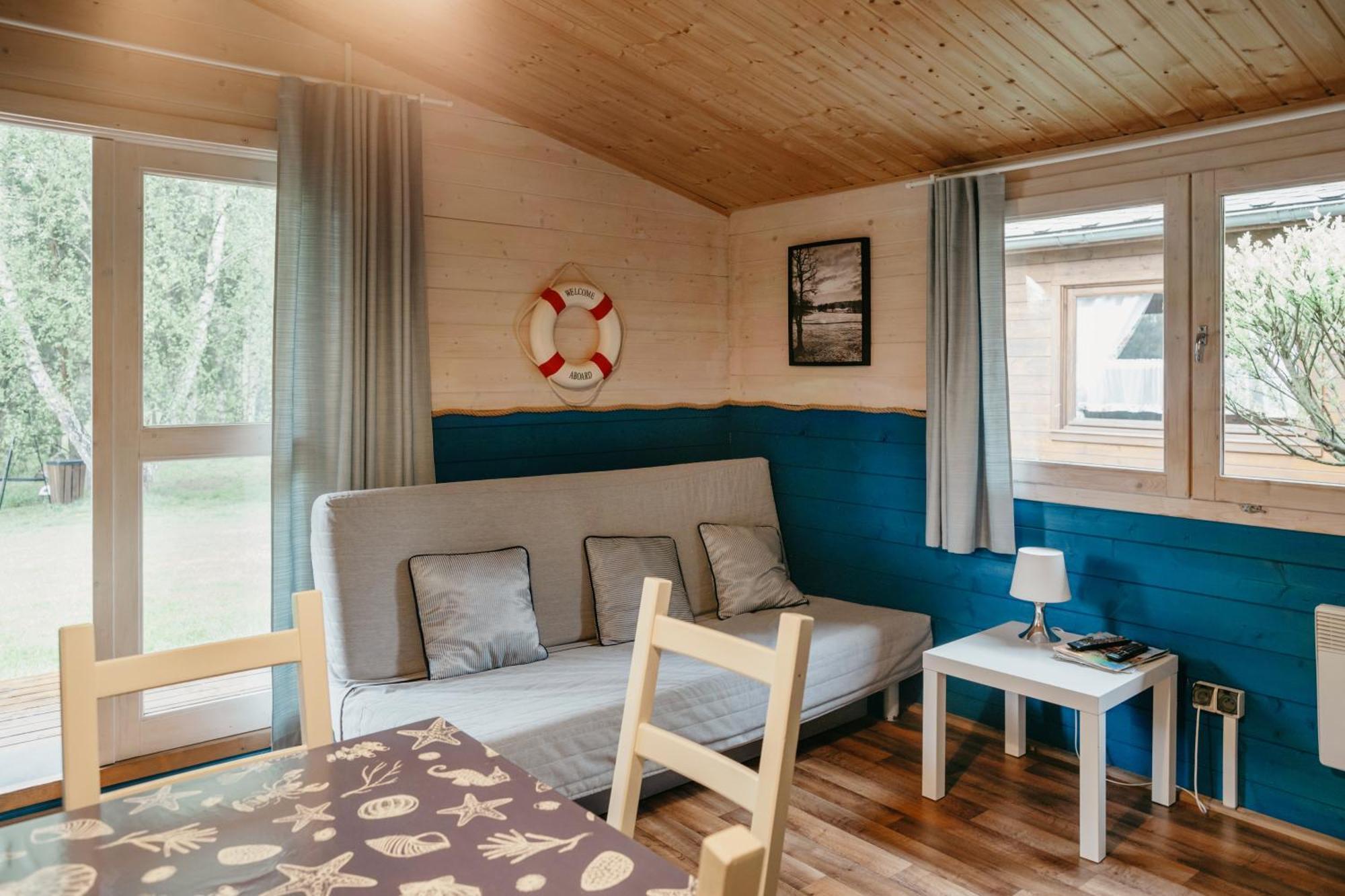 Camping Family Bronowice  Ngoại thất bức ảnh